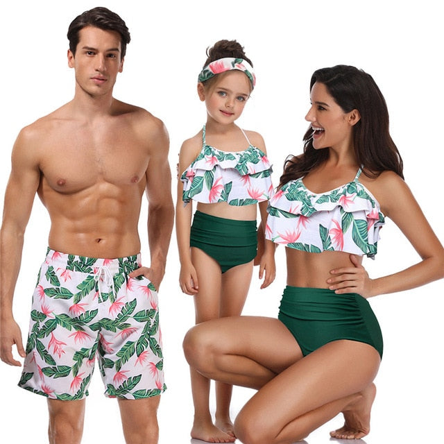 Matching Family Bathing Suit Father Mother Son Daughter Bikini Swimsuits For Dad Mom Boys Girl Children Kid Beach Short Swimwear